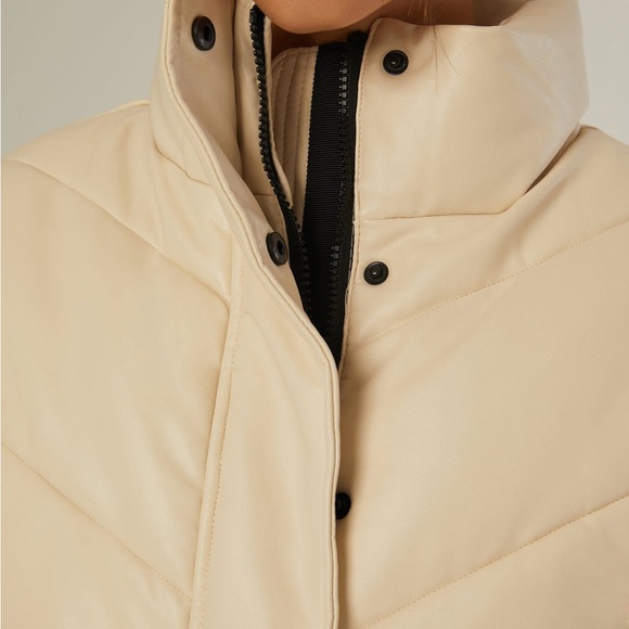 IVL puffer jacket - Picture 2 of 10